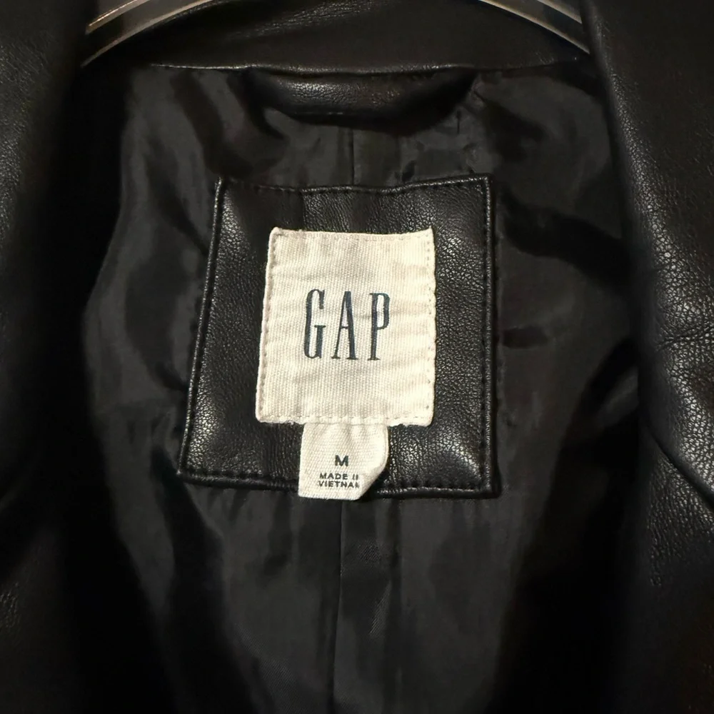 GAP Women's Black Faux Vegan Leather Moto Jacket - Picture 3 of 3